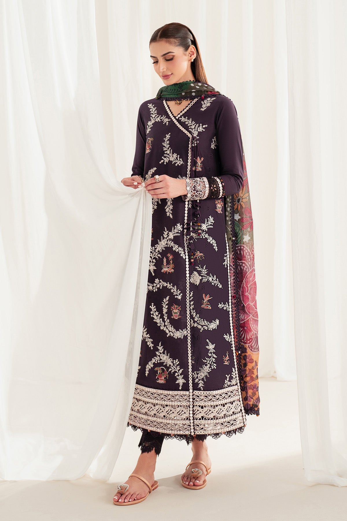 EMBROIDERED LAWN USE-9326