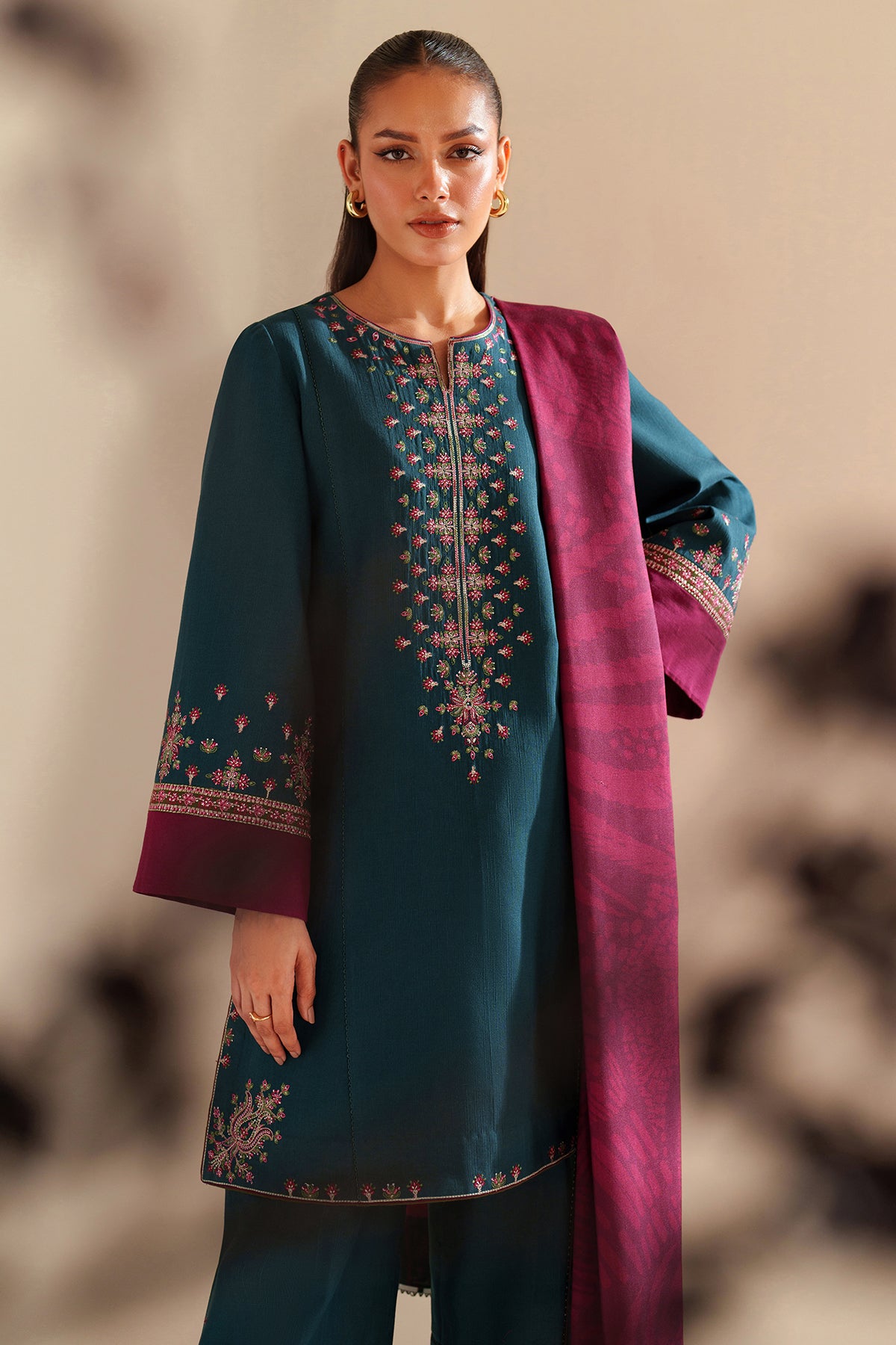 EMBROIDERED KHADDAR UW-0190