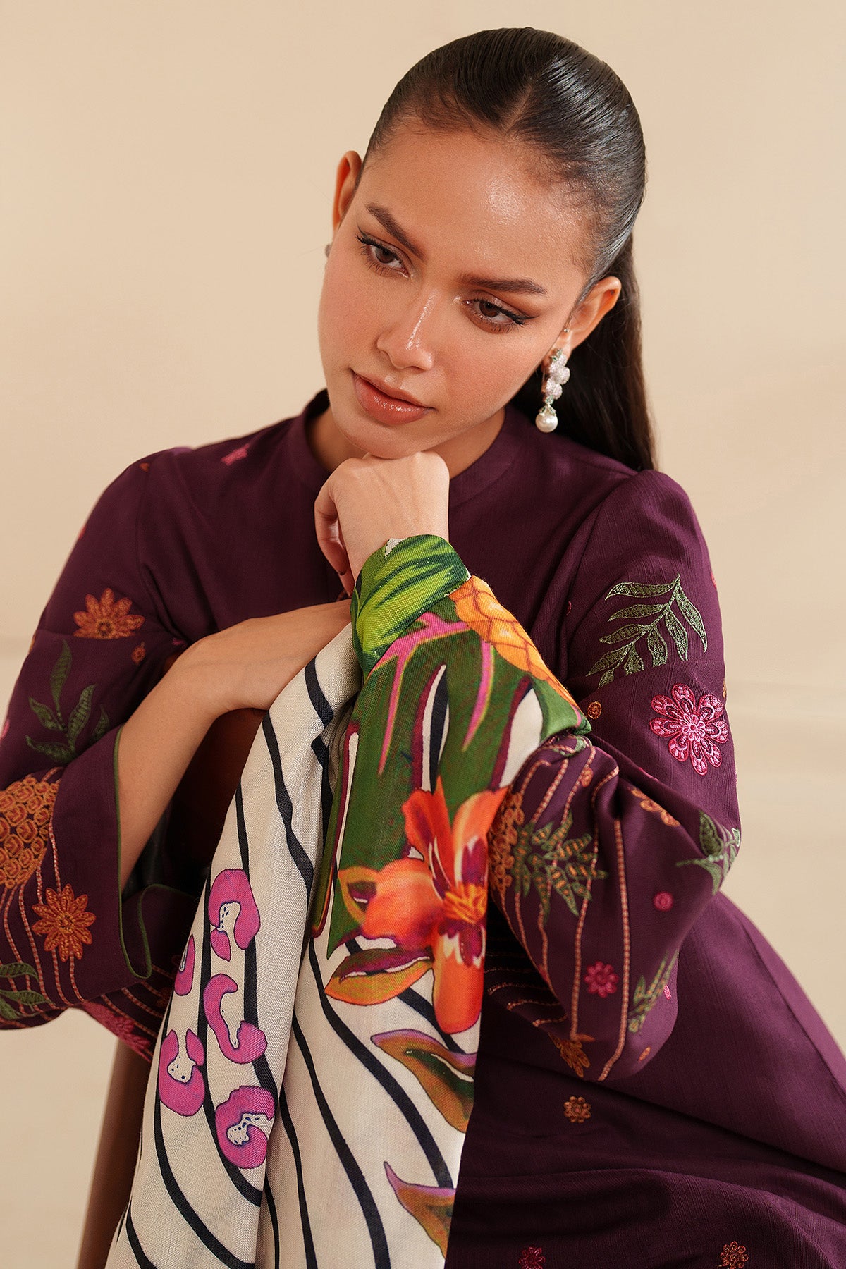 EMBROIDERED KHADDAR UW-0169