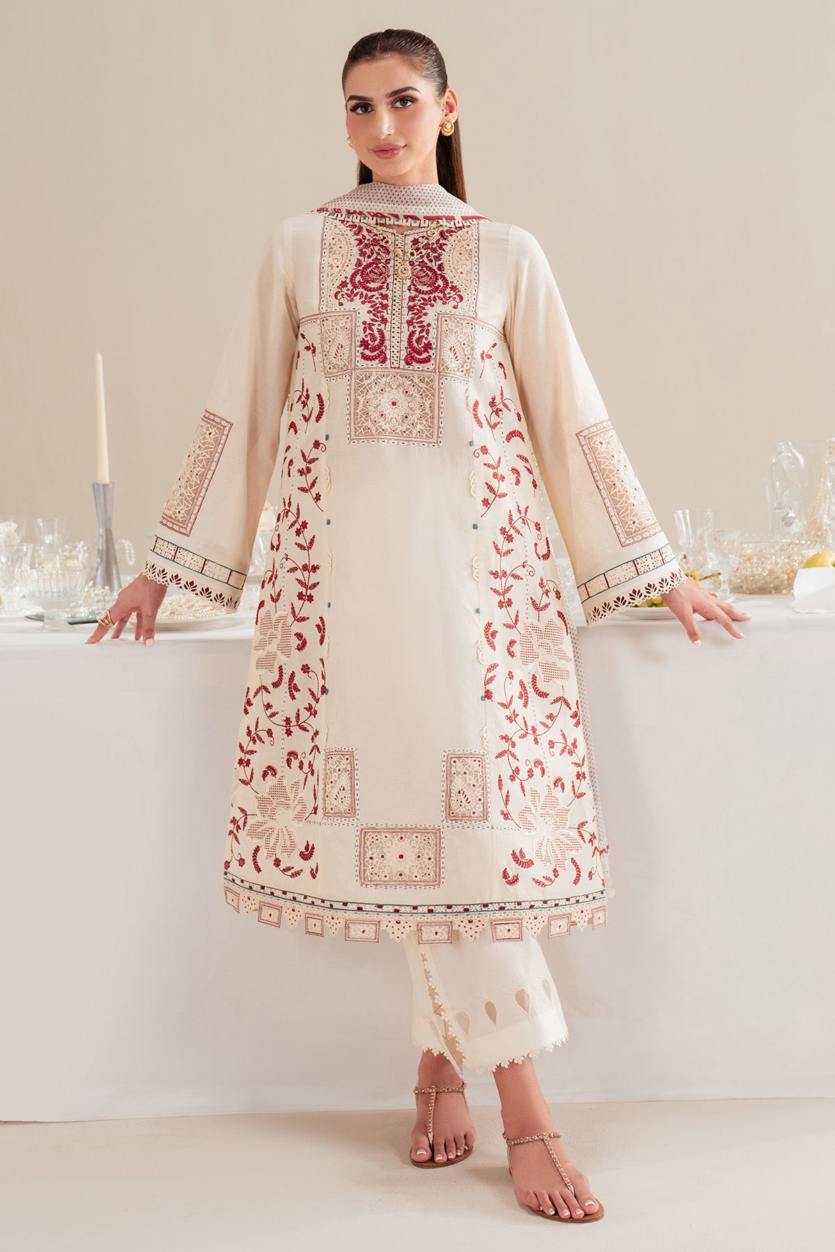 EMBROIDERED LAWN IL'25-D02