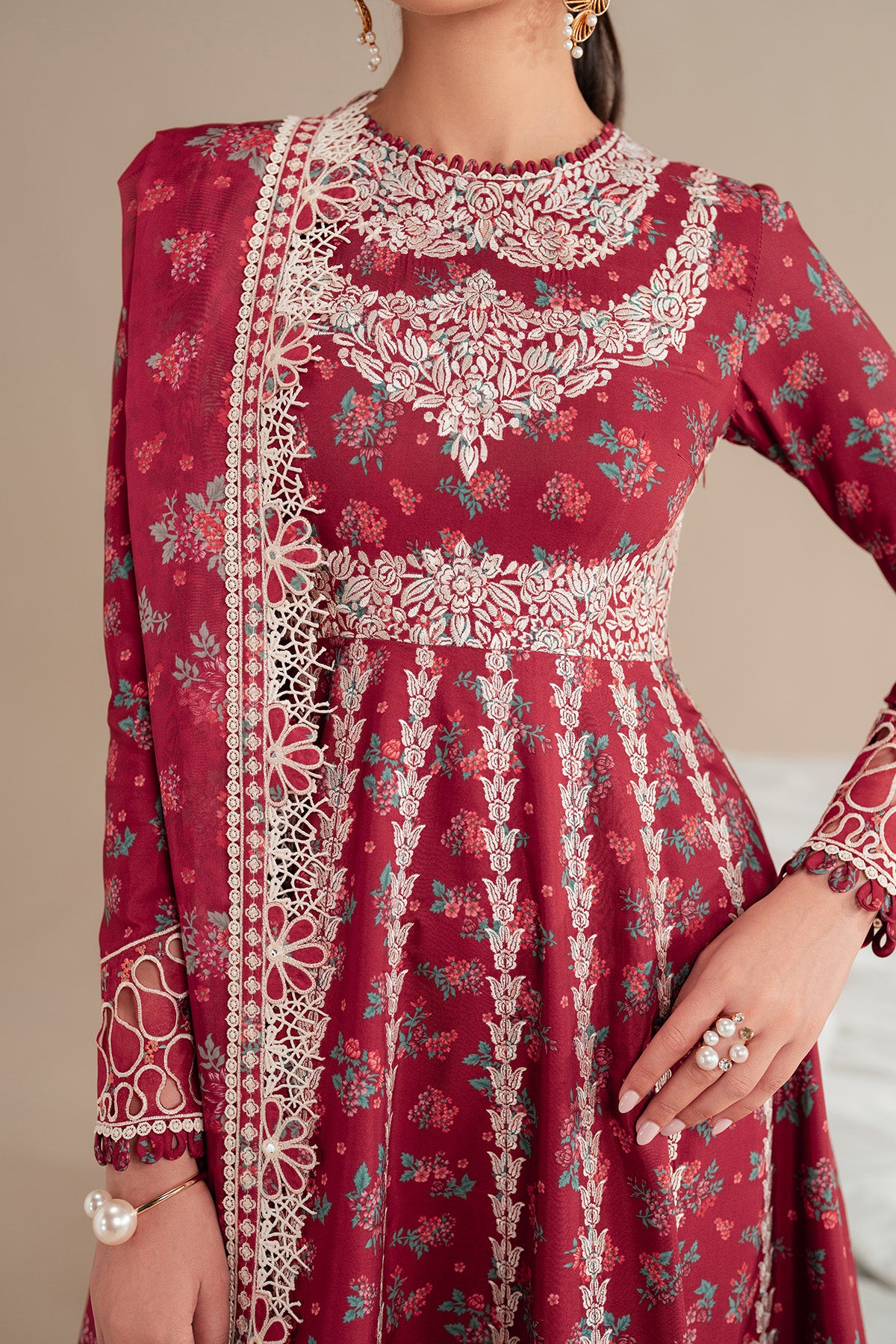 EMBROIDERED LAWN IL'25-D08