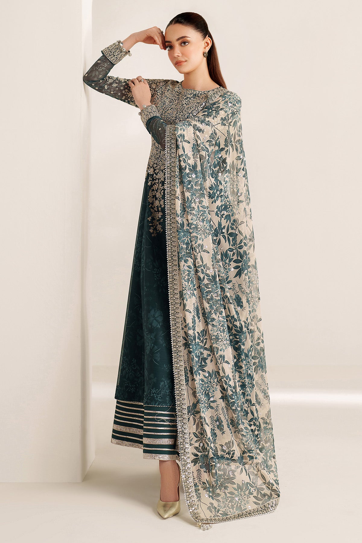 EMBROIDERED CHIFFON UC-3108