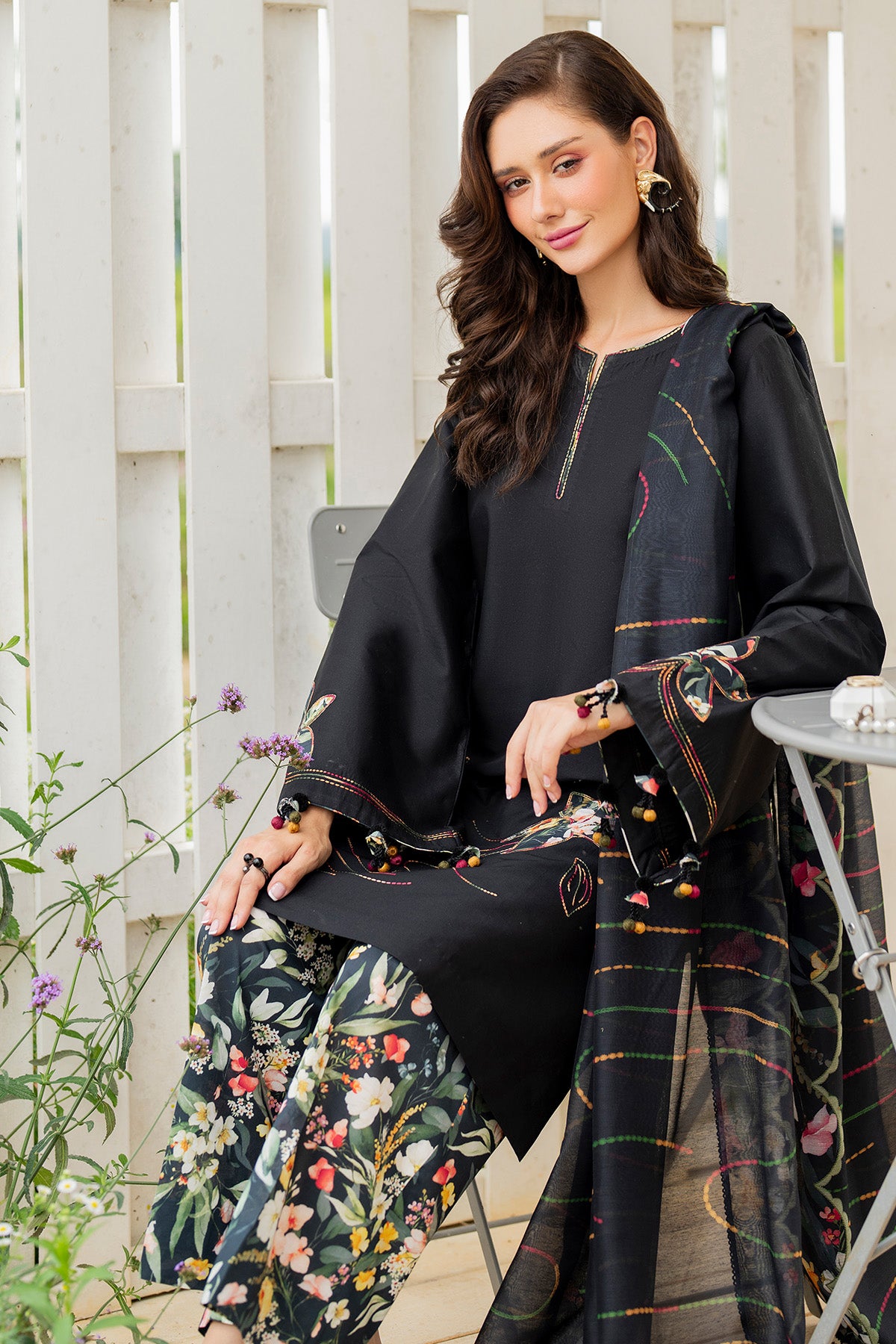 EMBROIDERED LAWN USE-9263