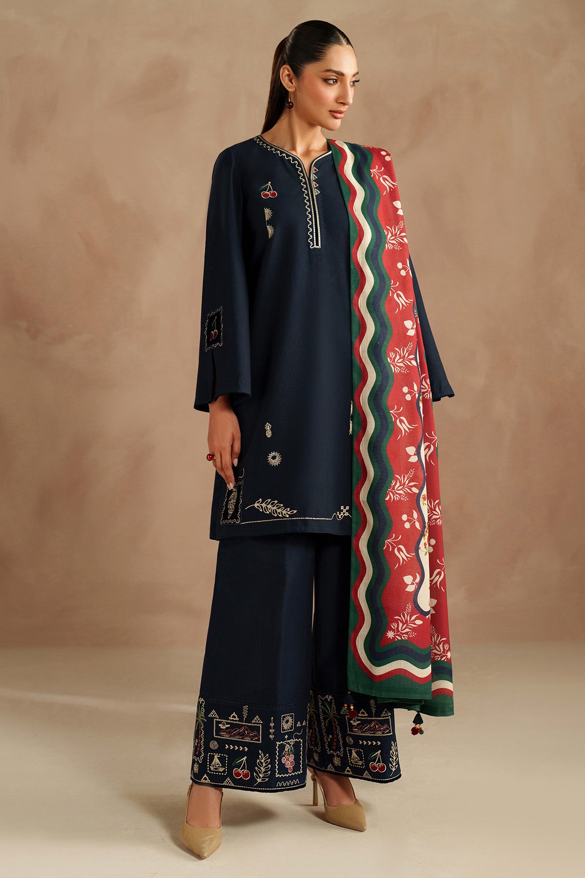 EMBROIDERED KHADDAR UW-0195