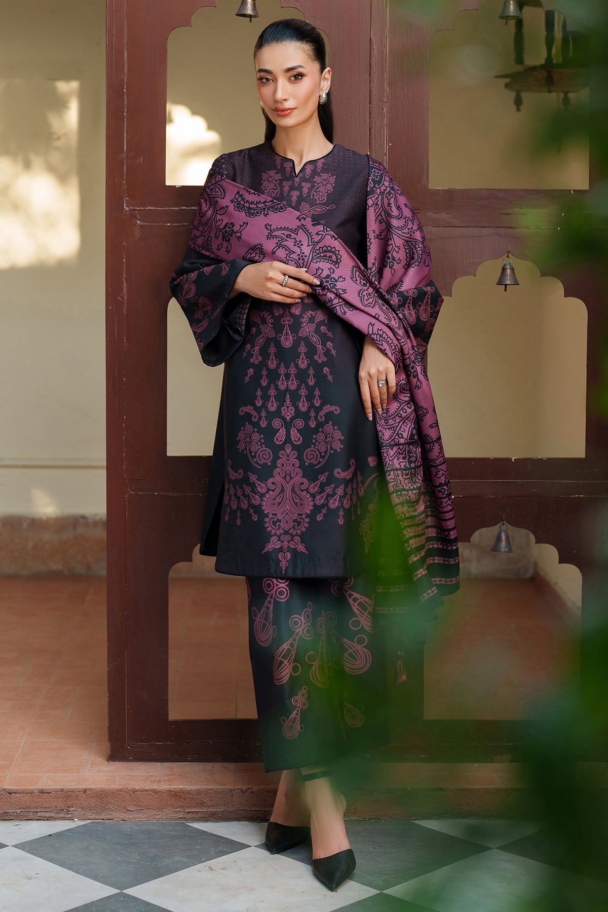 EMBROIDERED PREMIUM VISCOSE UW-0182