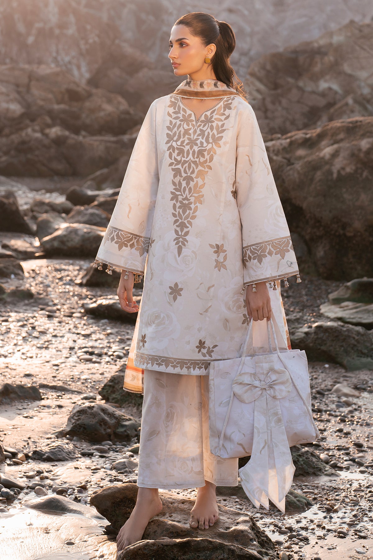 EMBROIDERED LAWN RTW-1198