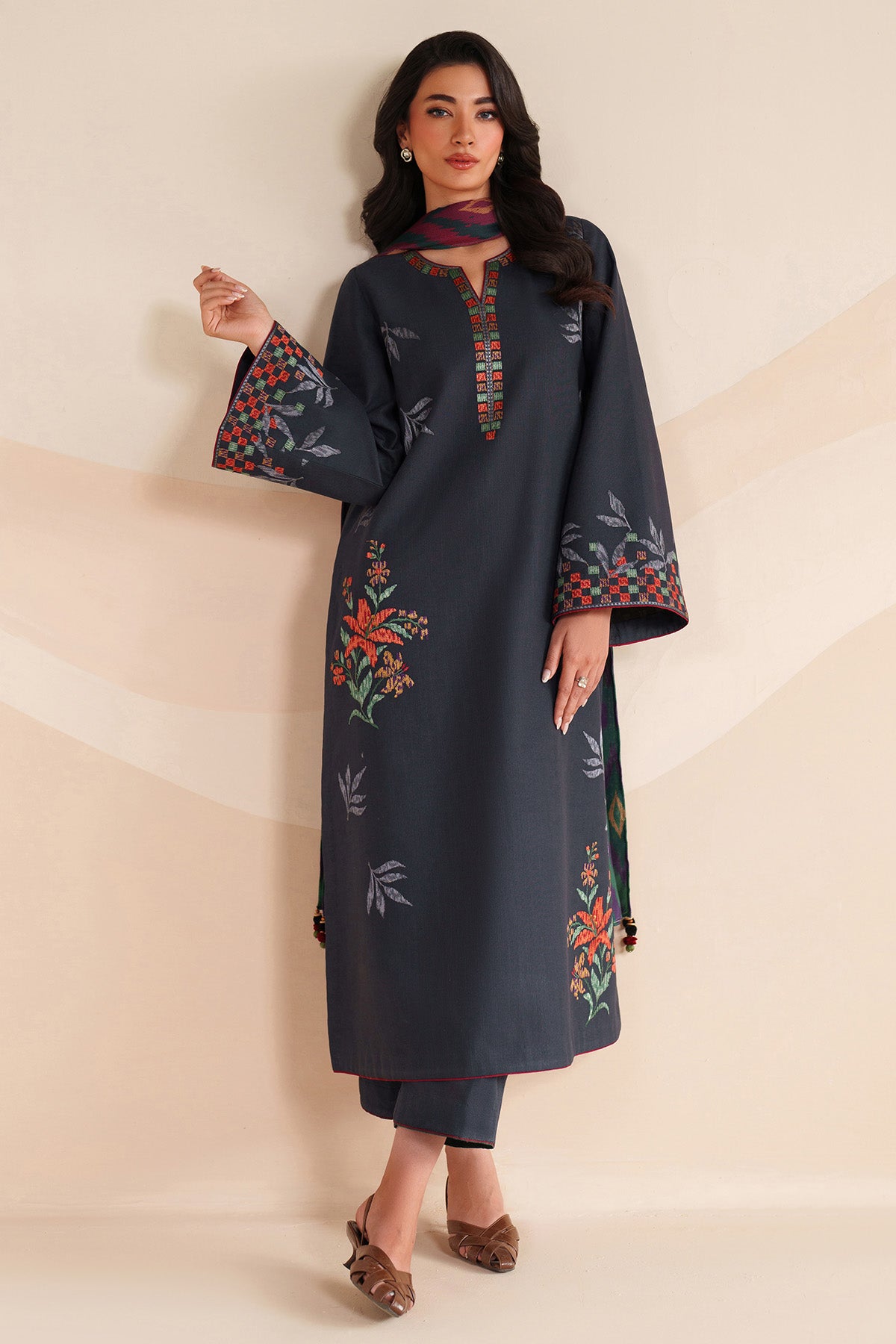EMBROIDERED KHADDAR UW-0226