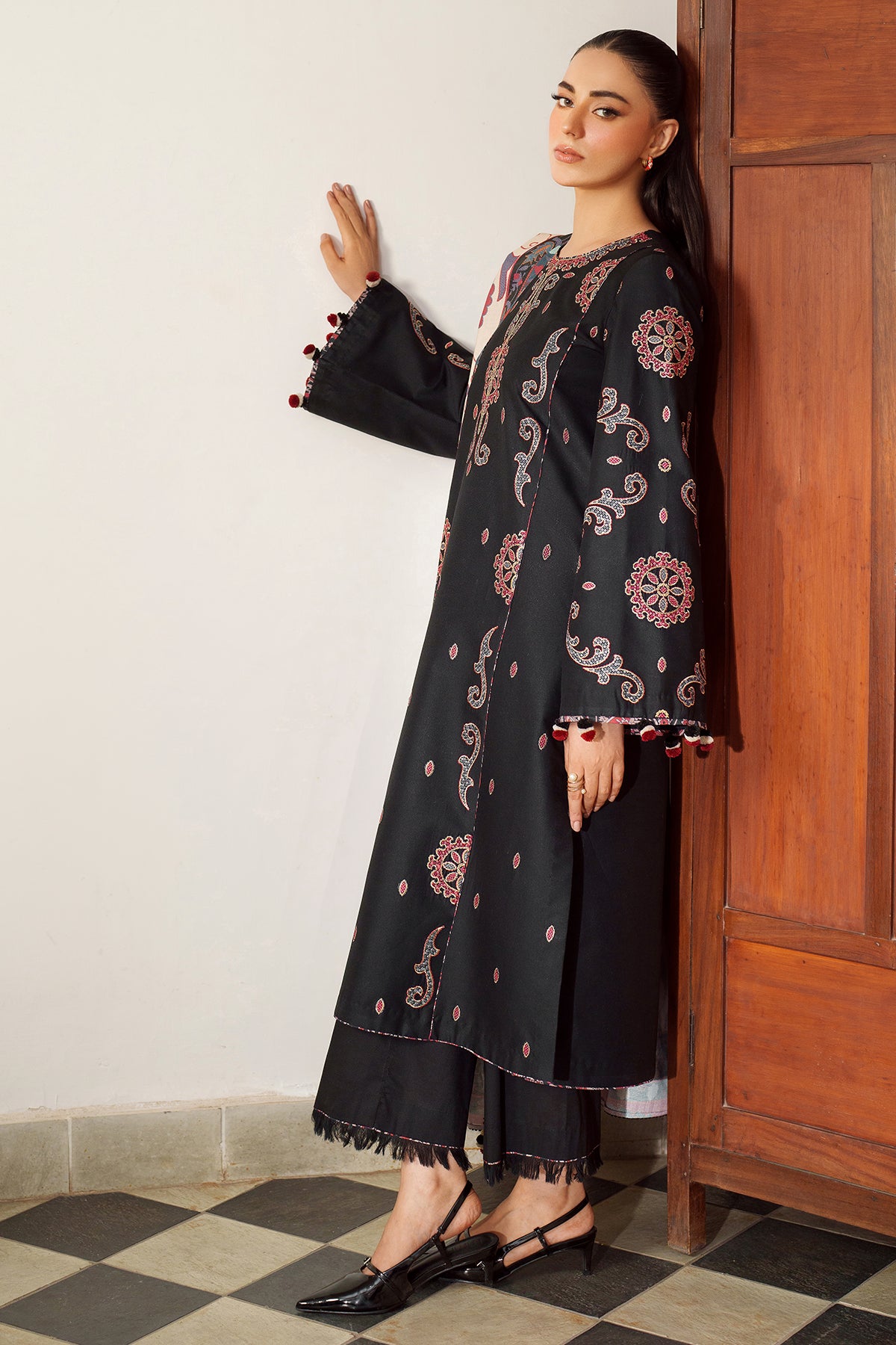 EMBROIDERED PREMIUM VISCOSE UW-0152