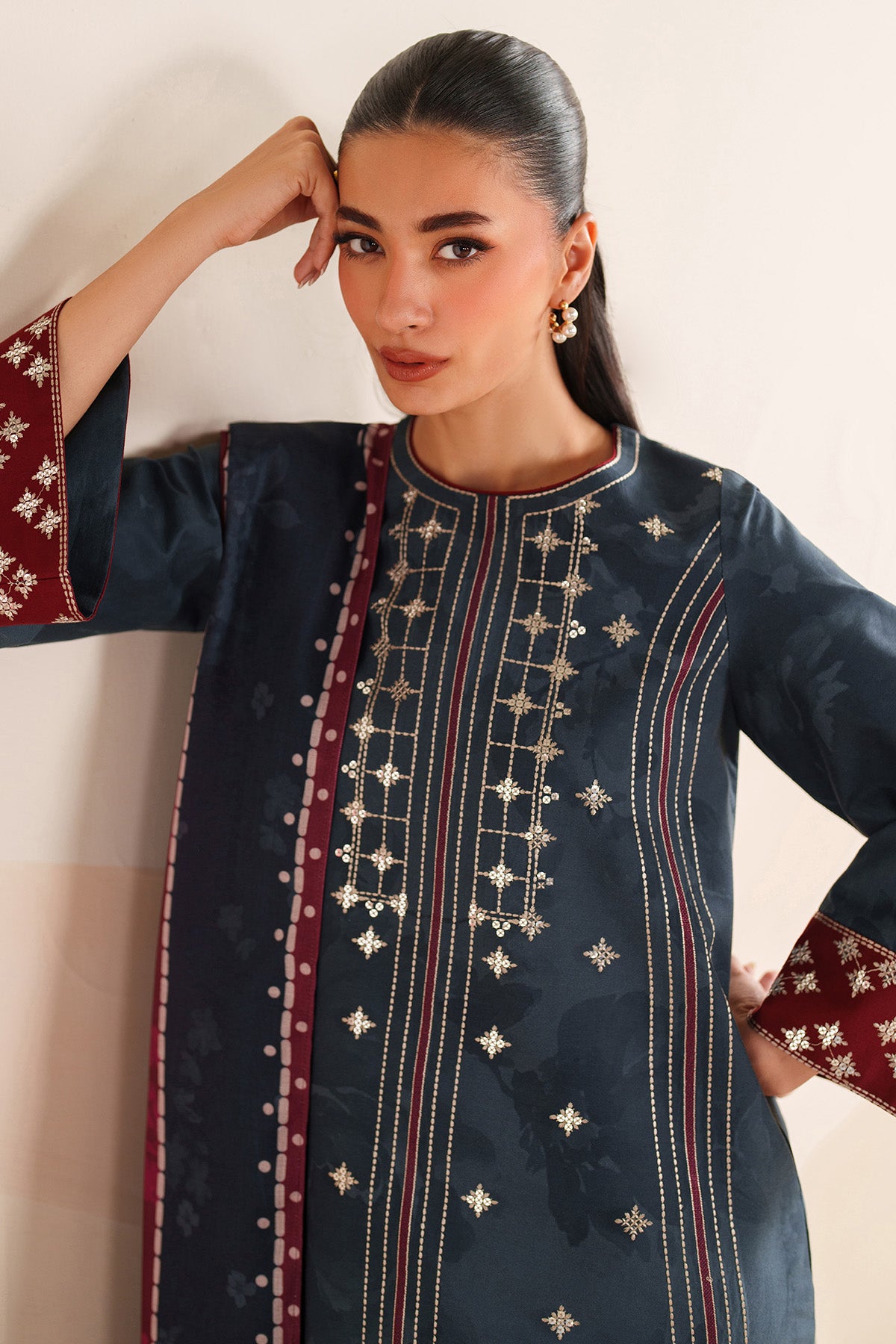 EMBROIDERED PREMIUM VISCOSE UW-0224