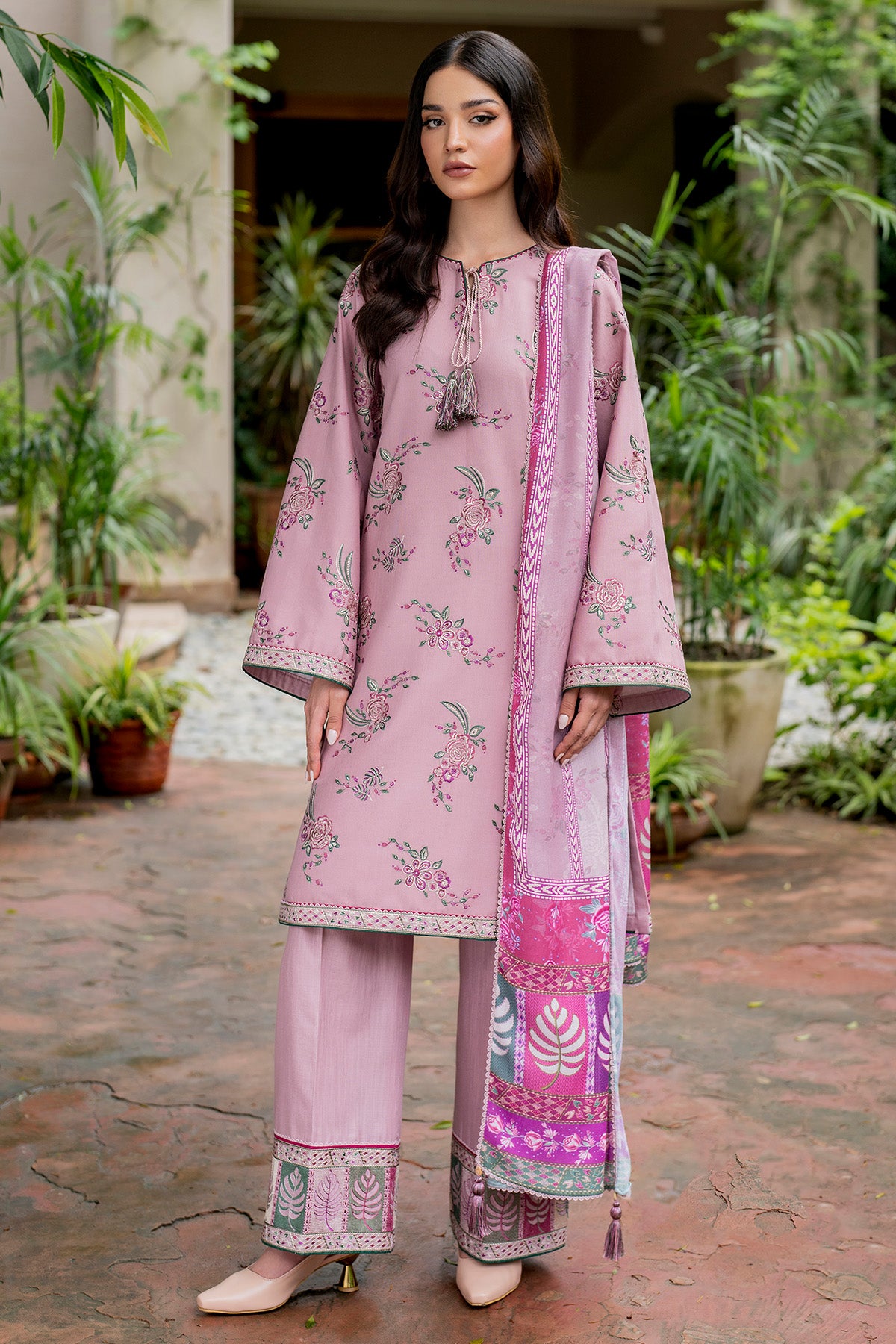 EMBROIDERED KHADDAR UW-0054