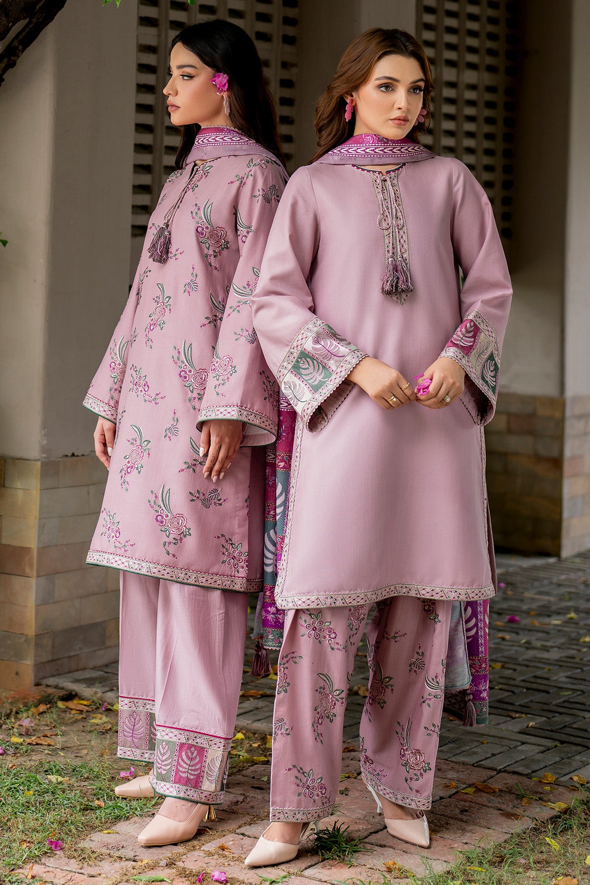 EMBROIDERED KHADDAR UW-0054