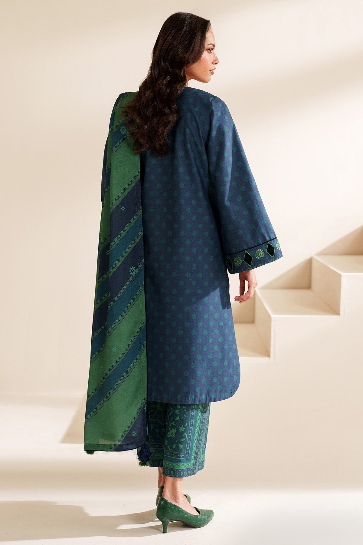 EMBROIDERED PREMIUM VISCOSE UW-0222