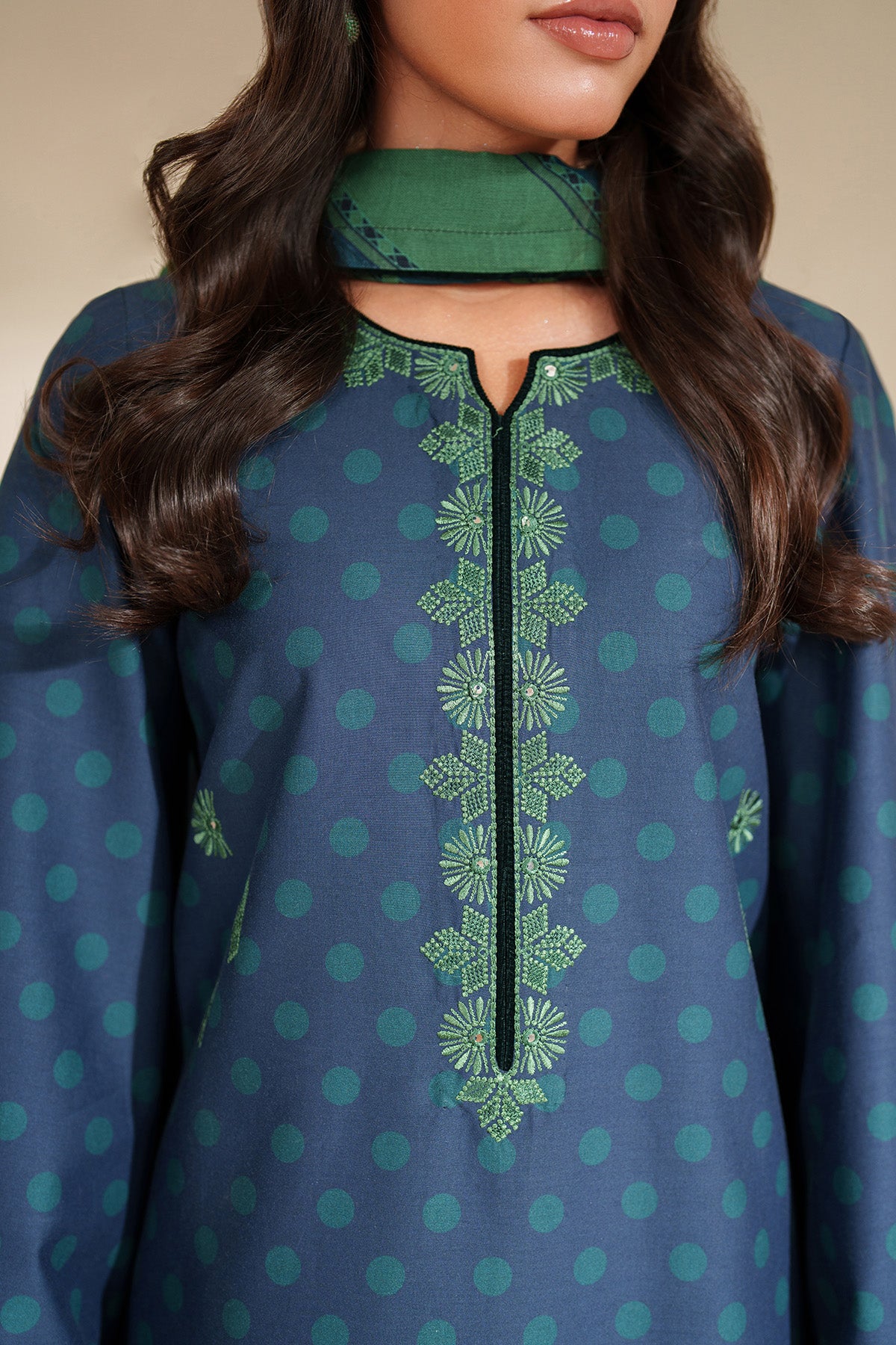 EMBROIDERED PREMIUM VISCOSE UW-0222