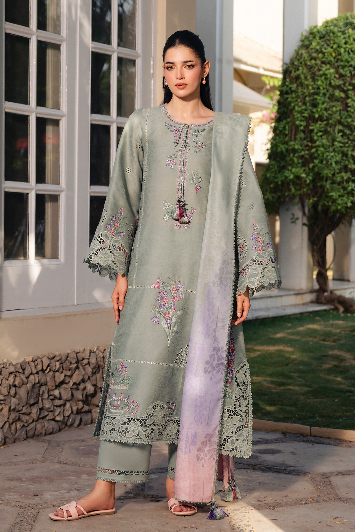 EMBROIDERED LAWN USE-9366