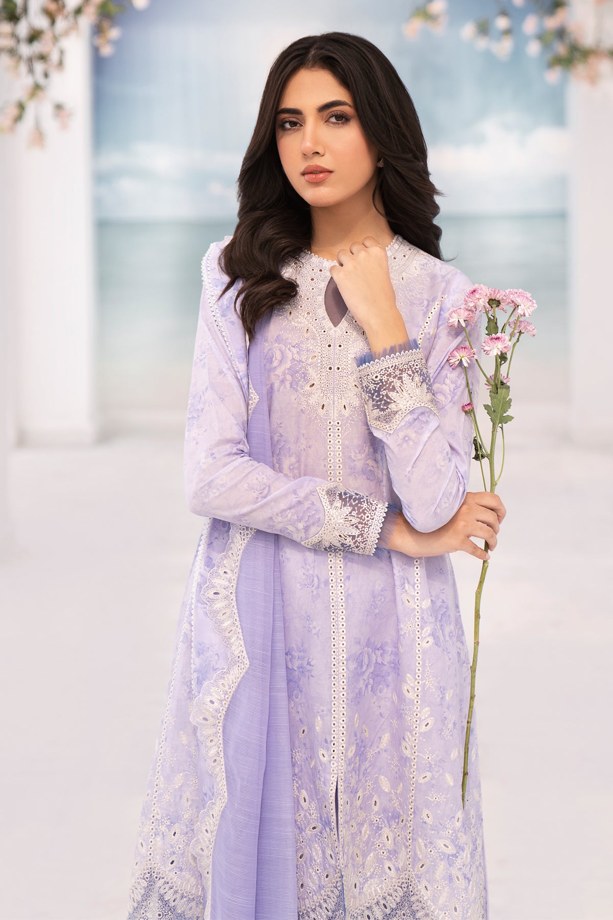 EMBROIDERED LAWN USE-9239