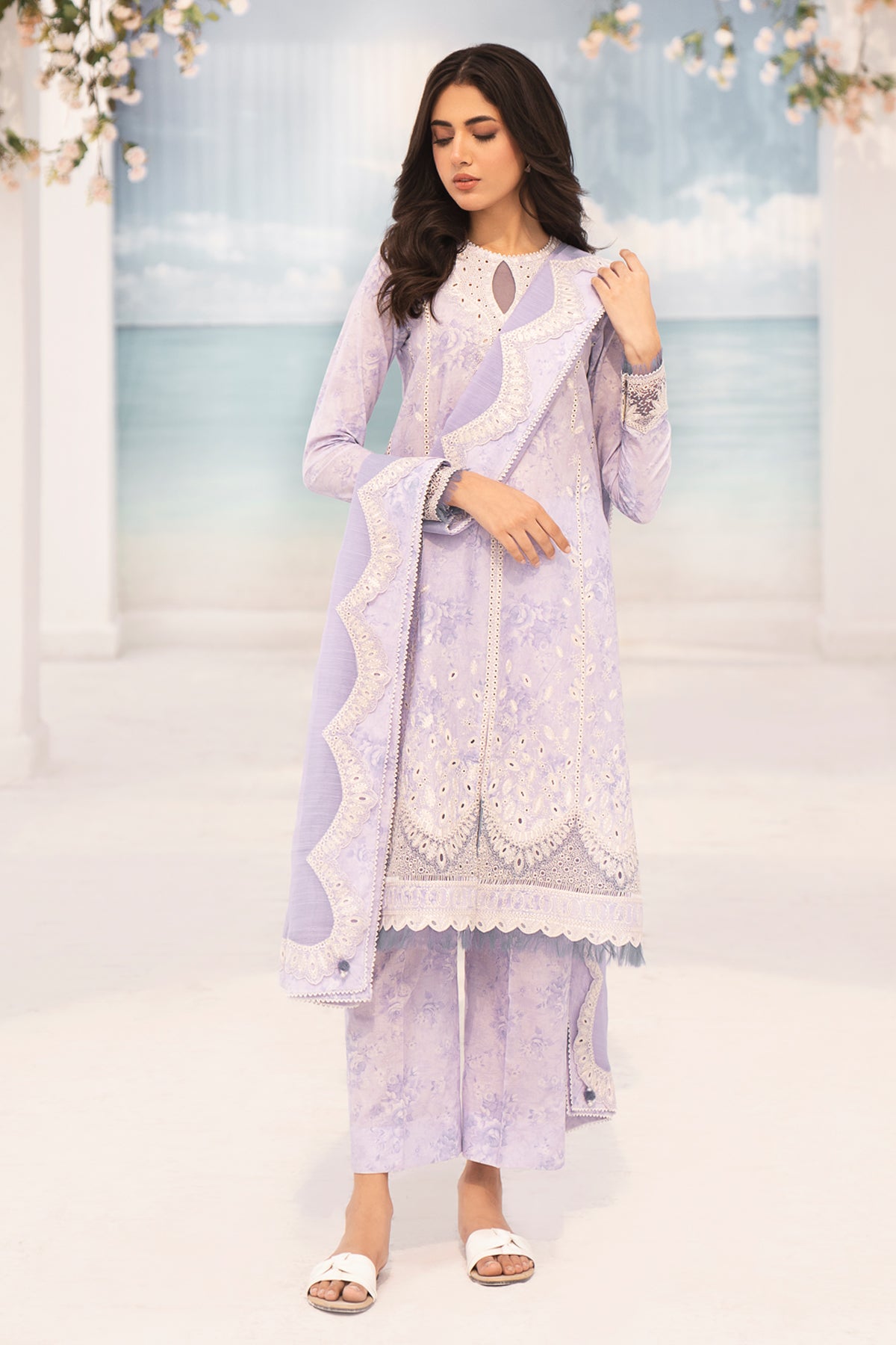 Embroidered Lawn RTW-1084