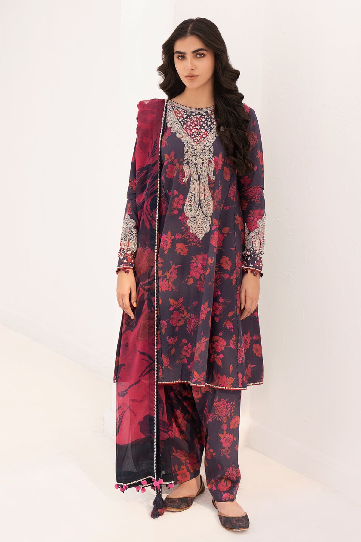 Embroidered Lawn RTW-1085