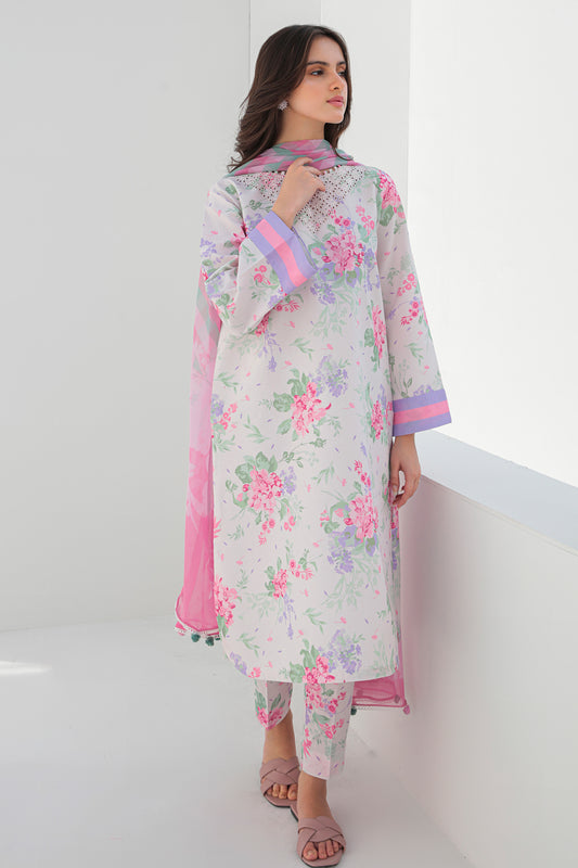 Embroidered Lawn USE-9003