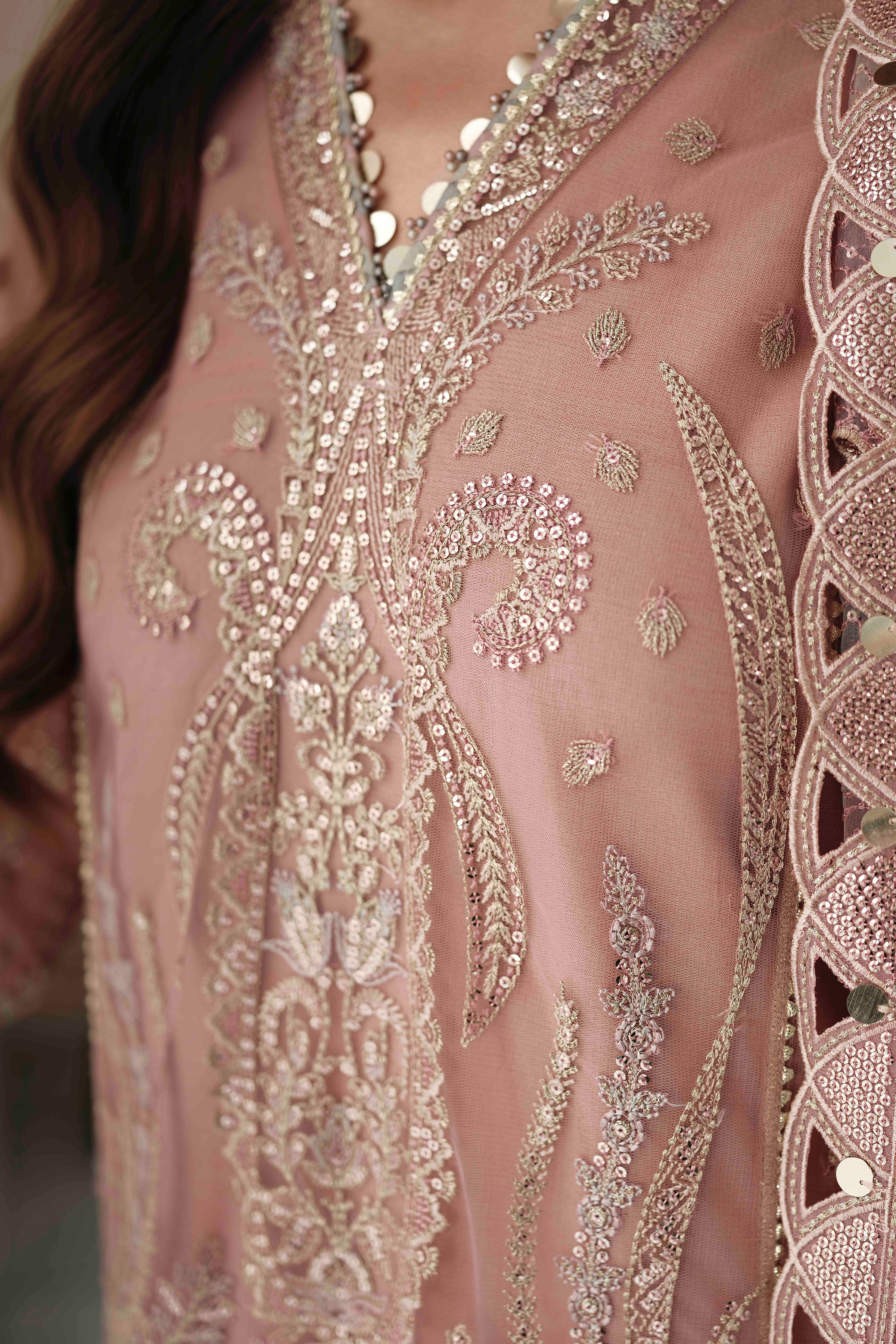 EMBROIDERED NET UN-4002