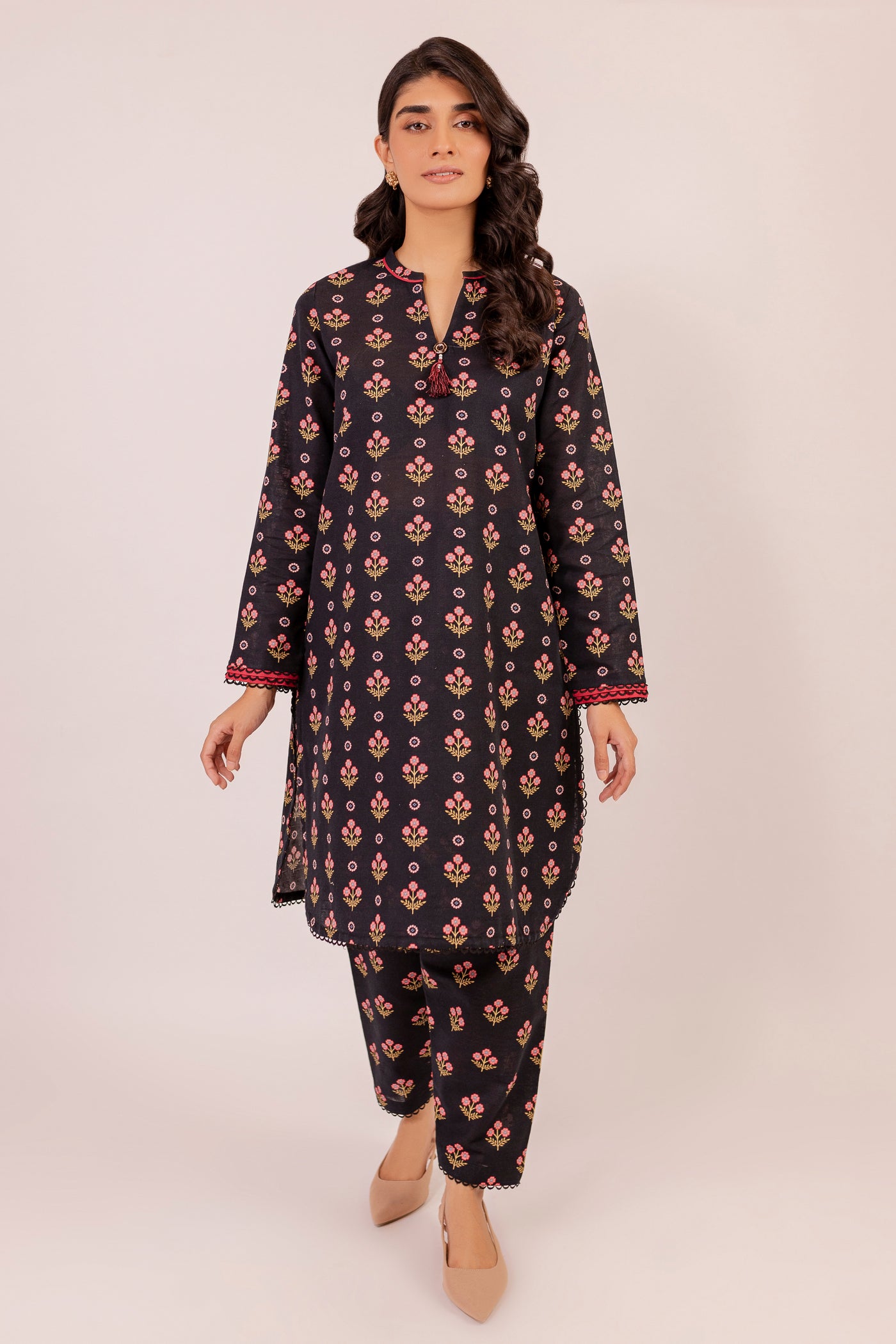 Flowery Black