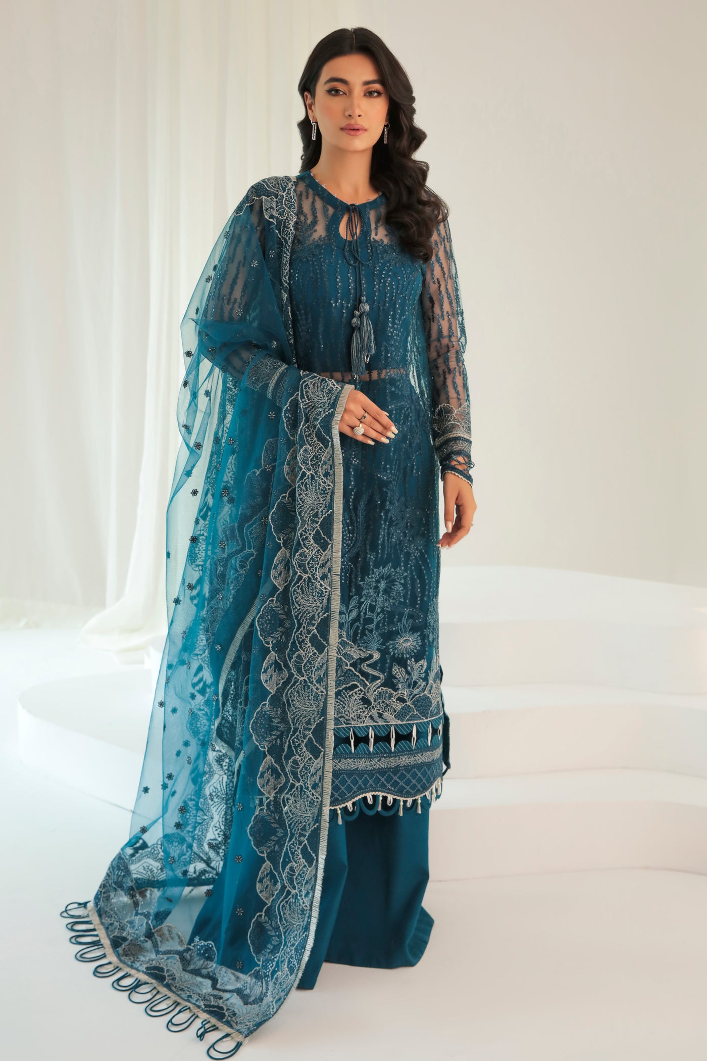 EMBROIDERED NET UN-4004